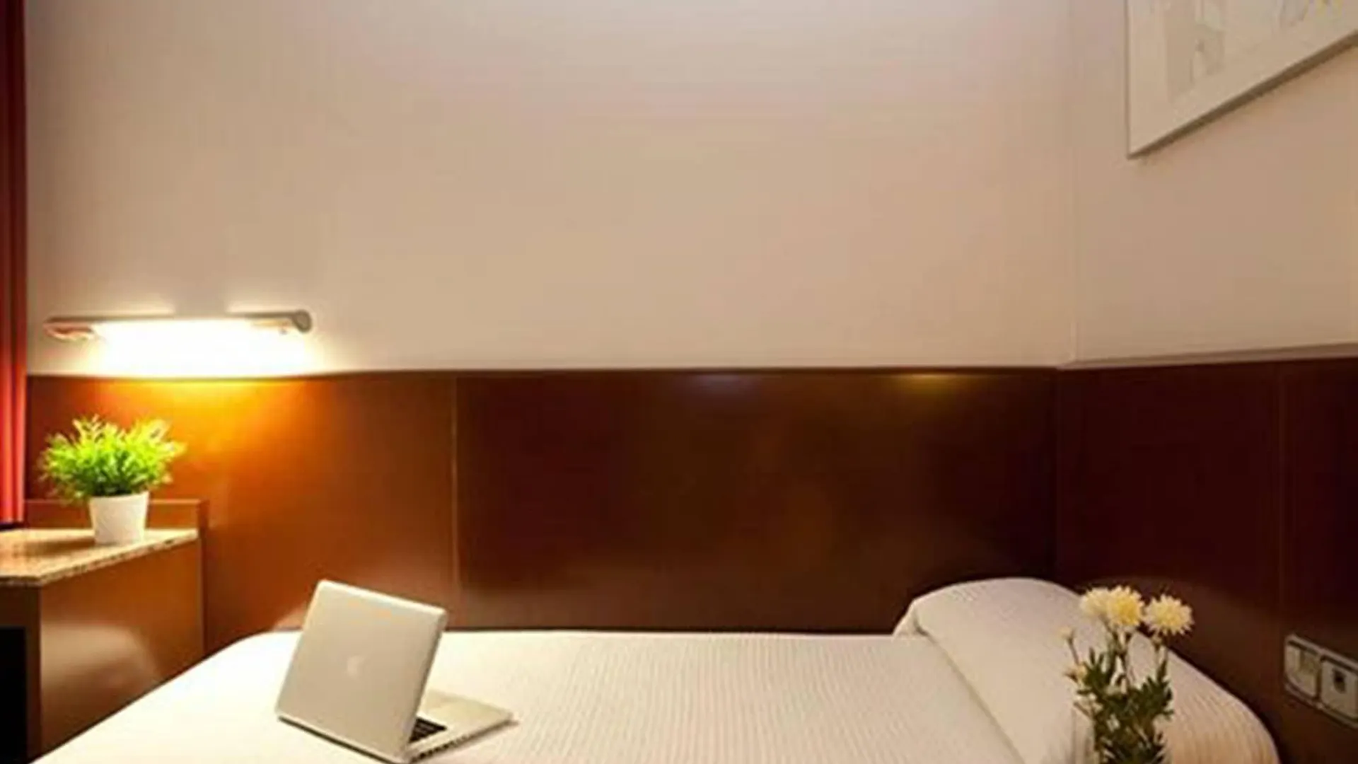Hotel Sant Pau Barcelona 3*,  Spain
